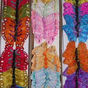 Бабочка перьевая с золотым напылением 8 см 24 шт/уп ЦЕНА ЗА УПАКОВКУ