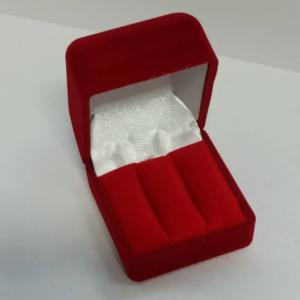 Футляр бархатный под серьги красный квадратный 42251