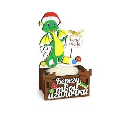 Игольница из дерева 7*5.5*14 см Дракончик 15473