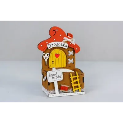 Игольница из дерева 7.5*5.5*12.5 см Домик 15434