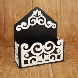 Кашпо подарочное деревянное 18*7.3*20 см Вензеля черный/белый 151882