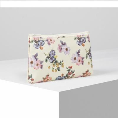 Косметичка простая на молнии 19*1.5*10 см 