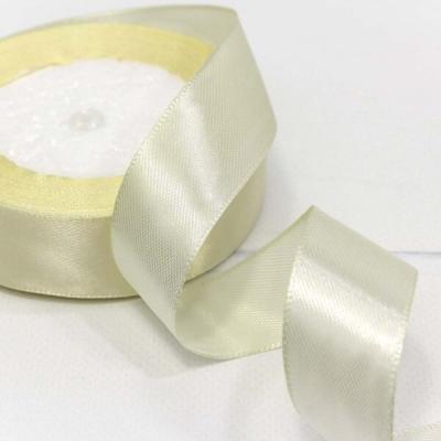 Лента атласная сатин 2.5 см*25 Y Кремовый 562-25/50