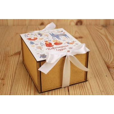 Новогодняя подарочка коробка из дерева 16*13*9 см Новогодние чудеса 15311