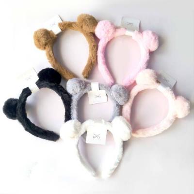 Ободок для волос с меховыми ушками-шариками 143331