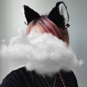 Ободок металлический с меховыми ушками и бантиками с бубенчиками 14047