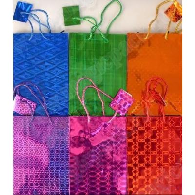 Пакет голографический подарочный бумажный 26х32х12 см Ассорти 58520