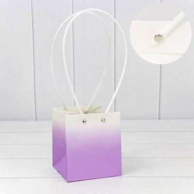 Пакет подарочный ваза для цветов 13*11.5*11.5 см Градиент сиреневый 441632