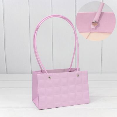 Пакет подарочный ваза для цветов 19*12*10.5 см Квадраты светло-сиреневый 441607