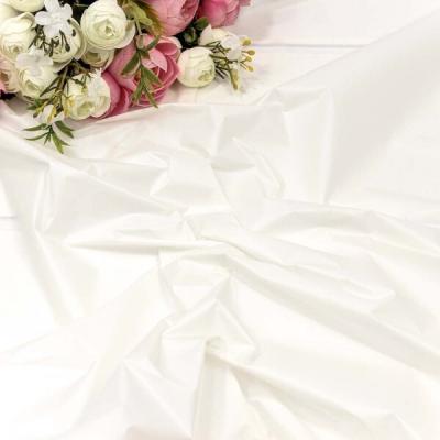 Пленка 58*58 см 20 листов Белый ламинированная тишью 23 мкм 443685