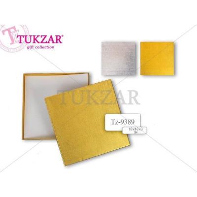 Подарочная коробка квадрат 18*18*3 см 510828