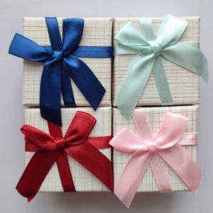 Подарочная коробка ювелирная С бантом 5*5*3 см 535878