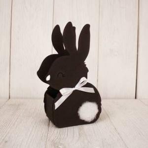 Подарочное кашпо деревянное 13*7.5*22 см Зайка черный 152287