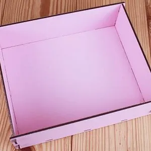 Подарочное кашпо деревянное 21*17.5*7 см Розовое 152193