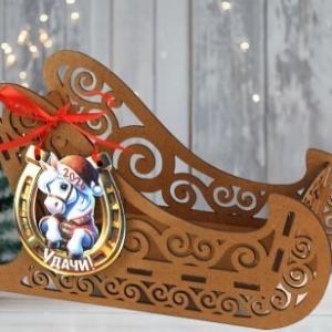Подарочное кашпо деревянное 23*10*14 см Сани с магнитом 