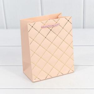 Подарочный пакет люкс бумажный 12х15х7 см Ромб розовый 449991