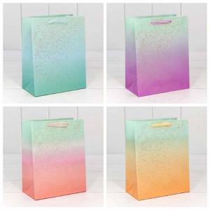 Подарочный пакет люкс бумажный 18х23х10 см Градиент с блестящими вкраплениями 440437