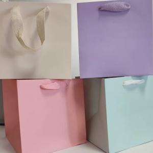 Подарочный пакет люкс бумажный 25х25х25 см 58438