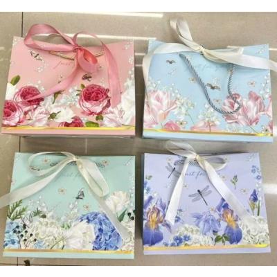 Подарочный пакет люкс бумажный 32х26х12 см С бантом 58692