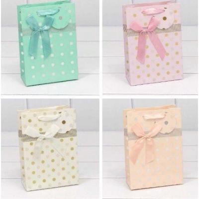 Подарочный пакет люкс бумажный с тиснением 14х20х7 см Леди 44049