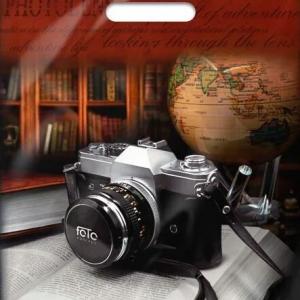 Полиэтиленовый пакет ПВД с прорубной ручкой 60 мкм 31х40 см Объктив 50 шт