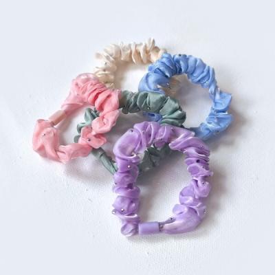 Резинка для волос однотонная со стразами (Цена за штуку) 12747