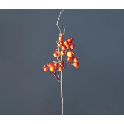 Ветка декоративная из оранжево-красных ягод 43 см 50109