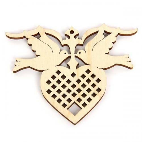 Акссесуар для декора деревянный ажурный 'С любовью' 7*8см (в уп.10шт) 60177