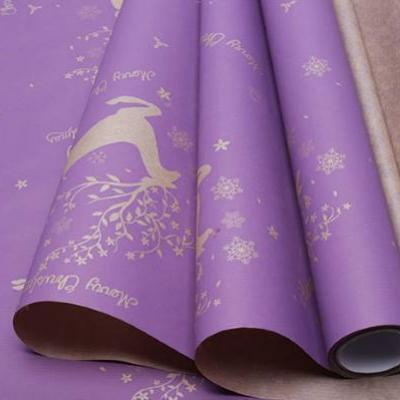 Бумага новогодняя упаковочная крафт 70 см*10 м Олени сиреневый темный 40 г/м2