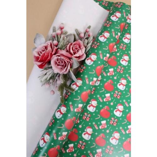 Бумага упаковочная новогодняя глянцевая 70*100 см Снеговик и мешок на зеленом 10 л/уп 568026