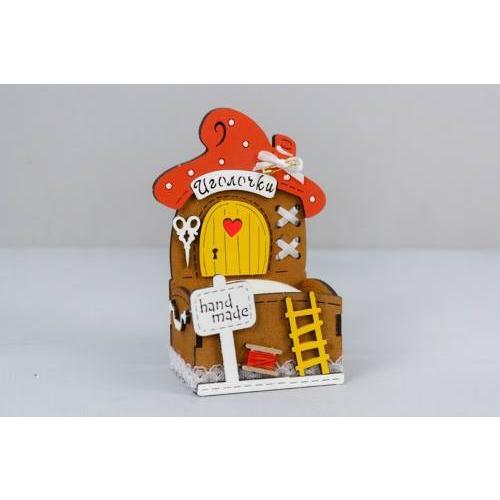 Игольница из дерева 7.5*5.5*12.5 см Домик 15434