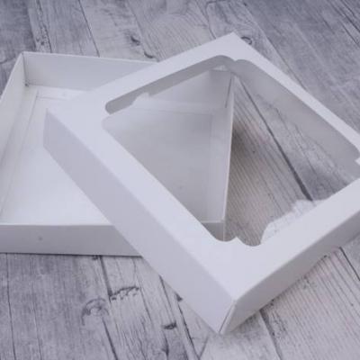 Коробка самосборная 14.5*14.5*3 см Белая с окном крышка/дно 56684