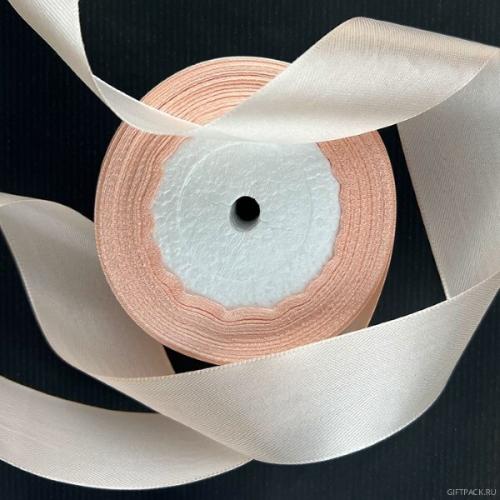 Лента атласная сатин 3.8 см*25 Y Телесный 38/06