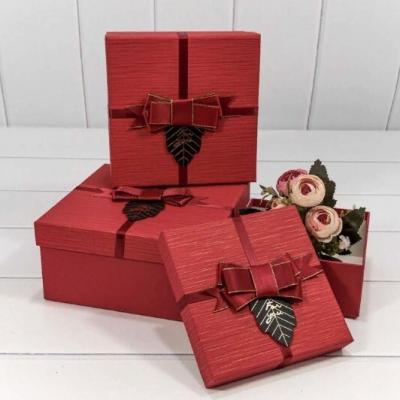 Набор подарочных коробок 3 в 1 квадрат 19*19*9.5 см С бантом For You красный