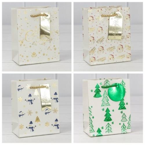 Пакет подарочный новогодний бумажный 12х15х7 см Новый год (микс) 442528