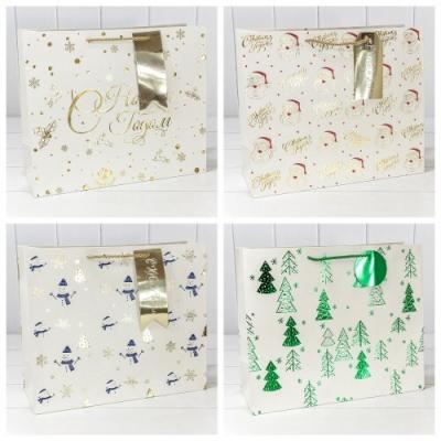 Пакет подарочный новогодний бумажный 39.5х33х15 см Новый год (микс) 441623