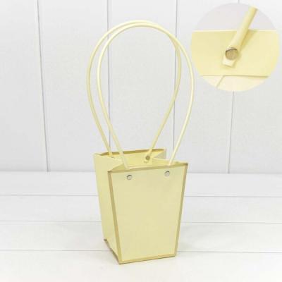 Пакет подарочный ваза для цветов 15.5*13*9.5 см Бежевый 445458