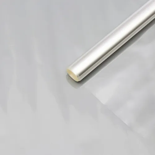 Пленка упаковочная прозрачная без рисунка для цветов и подарков в рулоне 50 см*11 м 200 г