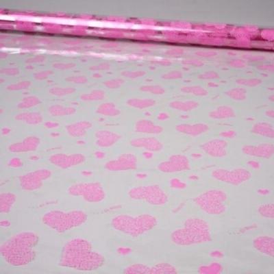 Пленка упаковочная прозрачная с рисунком для цветов и подарков в рулоне Сердца Love is 70 см Розовый