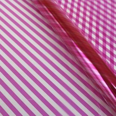 Пленка упаковочная прозрачная с рисунком для цветов и подарков в рулоне Слеш 72 см*7.5 м 200 г 40 мкм Розовый