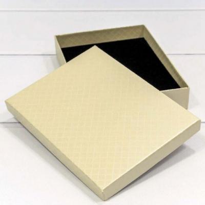 Подарочная коробка прямоугольник 16*12*3.4 см Ромбики бежевый 440006