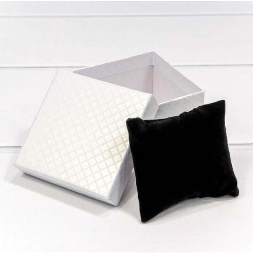 Подарочная коробка ювелирная Ромбики 9.5*9.5*5.5 см Белый 449795