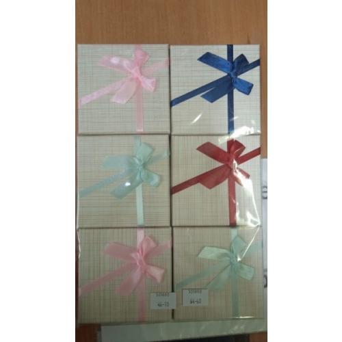 Подарочная коробка ювелирная С бантом 9*9*3 см 535880
