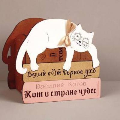 Подарочное кашпо деревянное 12*10*11 см Ученый котик 15363