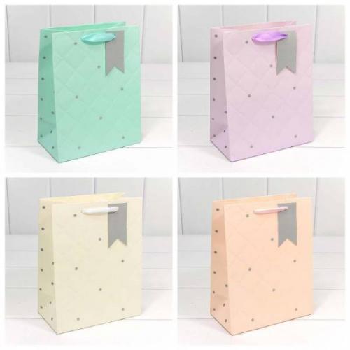 Подарочный пакет люкс бумажный с тиснением 18х23х10 см Экслюзив 440024