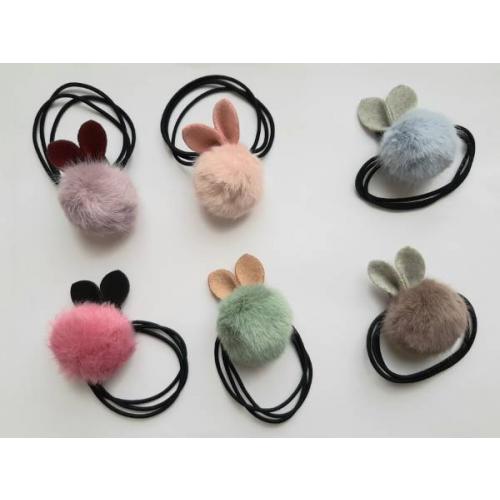 Резинка для волос шарик мех с ушками 281