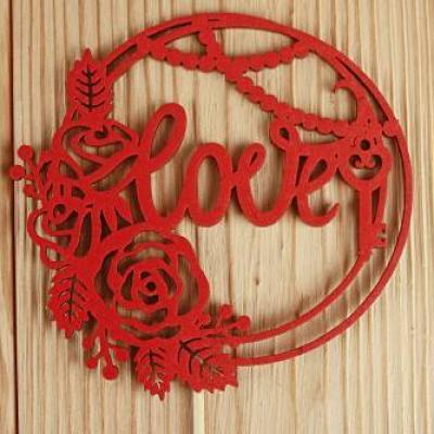 Топпер деревянный Love в круге (11.2*30) Красный 152431